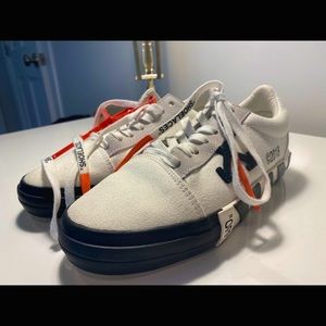 OFF-WHITE low top sneakers